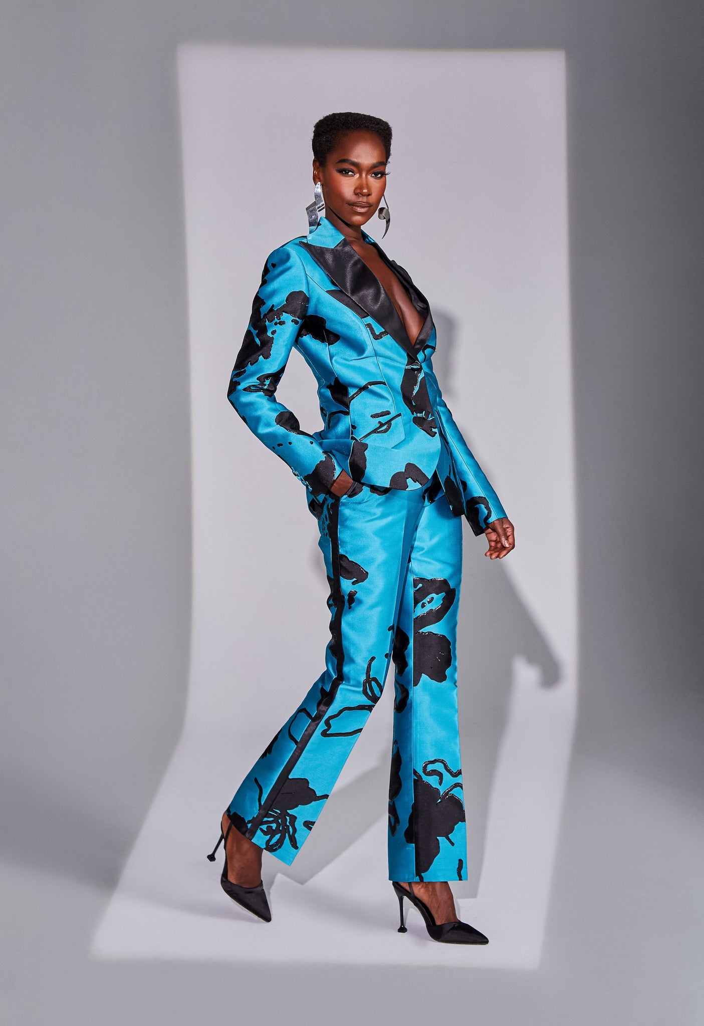 Floral Print Single Breasted Blazer, M & S Blazer, Trouser suit set. |  Floral print blazer, Fashion, Fashion week street style