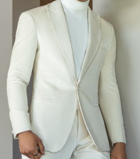 Off-white peak lapel velvet tuxedo